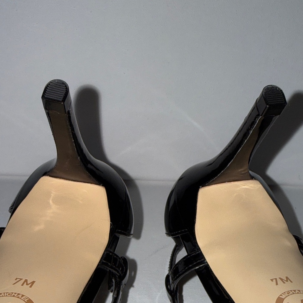 Michael Kors Black Patent Heels size 7 - Picture 11 of 16